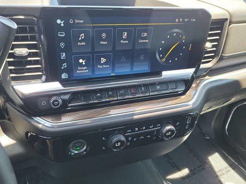 Used 2023 Chevrolet Silverado 1500 LT RWD image 13