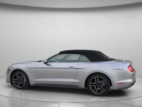 Certified 2020 Ford Mustang Premium RWD image 17