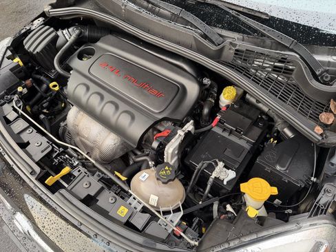 Used 2016 FIAT 500X Lounge image 32