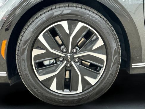 Used 2024 Kia EV6 Wind RWD image 26