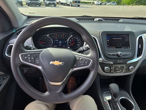 Used 2023 Chevrolet Equinox LT FWD image 14