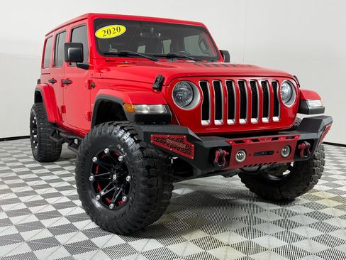 Used 2021 Jeep Wrangler Unlimited Sahara w/ Uconnect 4C Nav & Sound Group AWD/4WD image 2