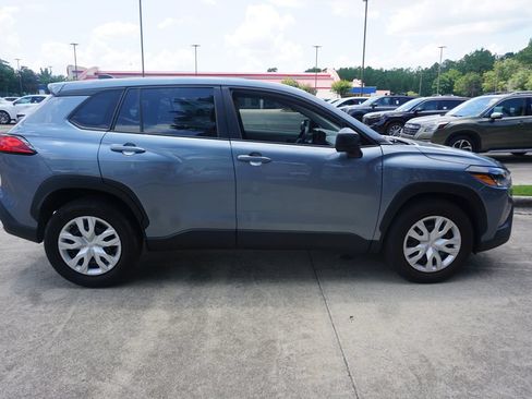 Used 2024 Toyota Corolla Cross L FWD image 23