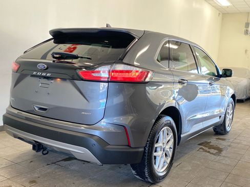 Used 2022 Ford Edge SEL w/ Convenience Package image 9