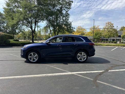 New 2025 Audi Q5 Premium Plus image 4