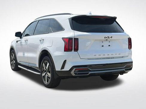 Certified 2022 Kia Sorento EX w/ Panoramic Sunroof Package FWD image 24