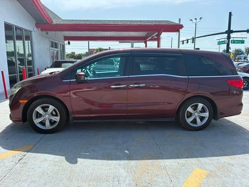 Used 2018 Honda Odyssey EX-L image 2