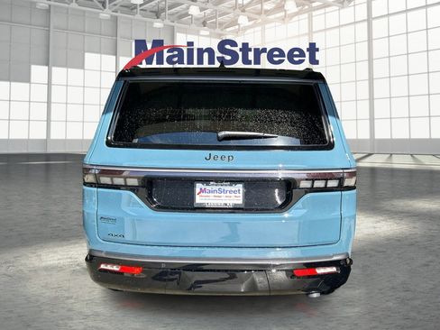 New 2026 Jeep Grand Wagoneer 4WD image 4