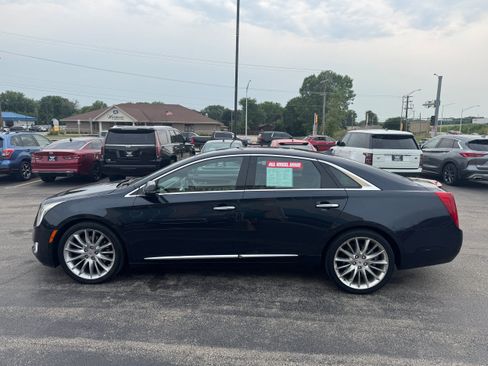 Used 2013 Cadillac XTS Platinum AWD/4WD image 3