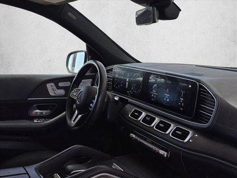 Used 2020 Mercedes-Benz GLS 450 4MATIC image 10