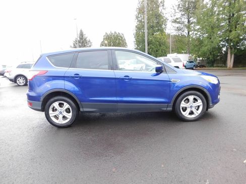 Used 2014 Ford Escape SE image 17