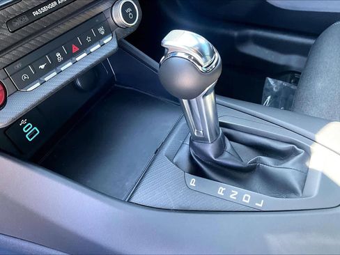 Used 2025 Ford Mustang Coupe image 15