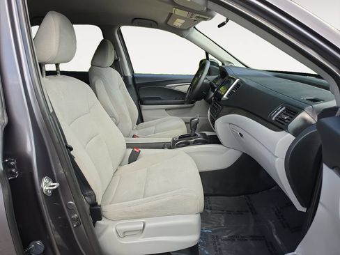 Used 2017 Honda Pilot EX image 15