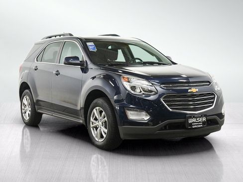 Used 2017 Chevrolet Equinox LT w/ Convenience Package AWD/4WD image 7