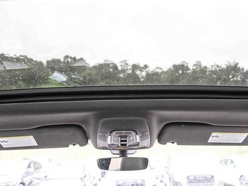 Used 2023 Audi Q7 2.0T Premium w/ Towing Package image 12