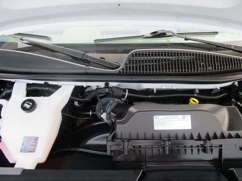 Used 2023 Chevrolet Express 2500 w/ Driver Convenience Package image 10