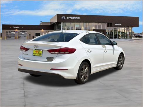 Used 2018 Hyundai Elantra SEL FWD image 8
