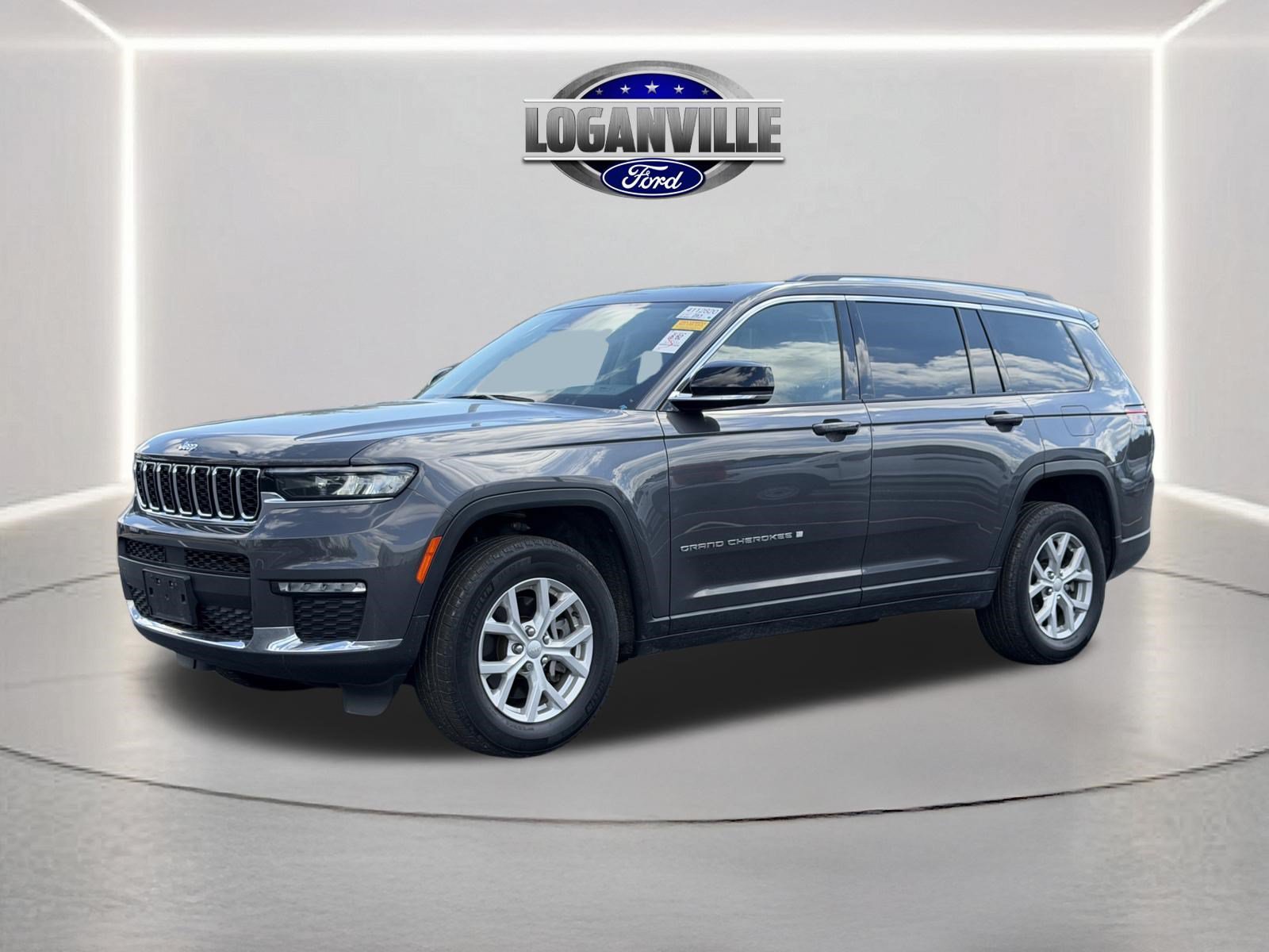 Used 2023 Jeep Grand Cherokee L Limited RWD image 1