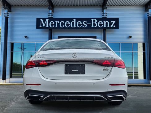 New 2026 Mercedes-Benz E 350 4MATIC Sedan image 5