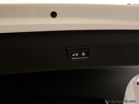 Used 2019 BMW X4 xDrive30i w/ Premium Package image 30