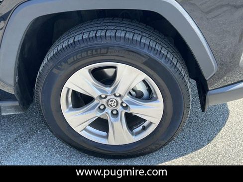 Used 2023 Toyota RAV4 XLE image 12