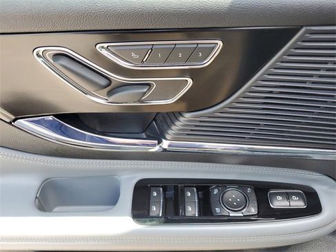 Certified 2021 Lincoln Corsair Standard image 22