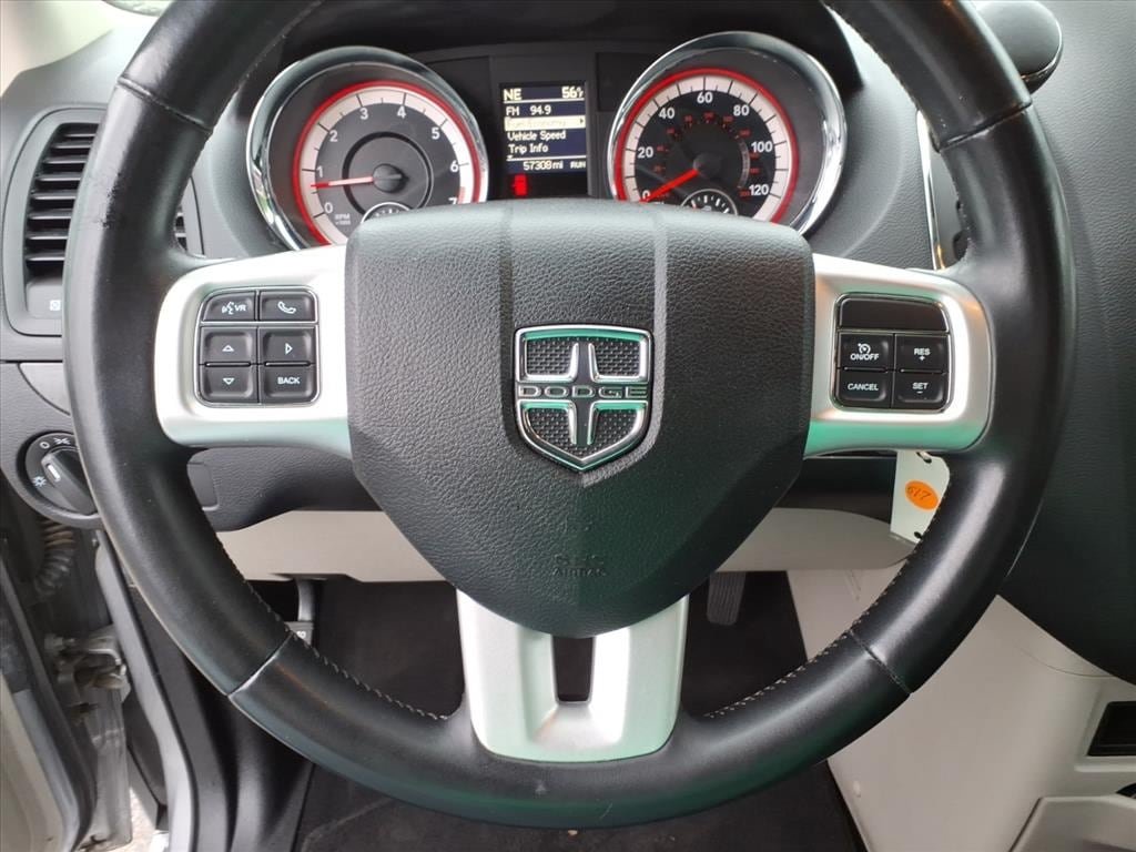 Used 2018 Dodge Grand Caravan SE w/ UConnect Hands-Free Group FWD image 21