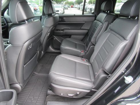 Used 2024 Hyundai Santa Fe Calligraphy FWD image 35