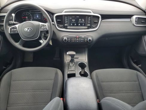 Used 2020 Kia Sorento L FWD image 10