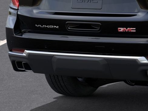 New 2026 GMC Yukon XL Denali w/ Denali Reserve Package AWD/4WD image 15