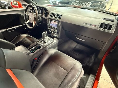 Used 2010 Dodge Challenger SRT8 w/ SRT Option Group II image 12