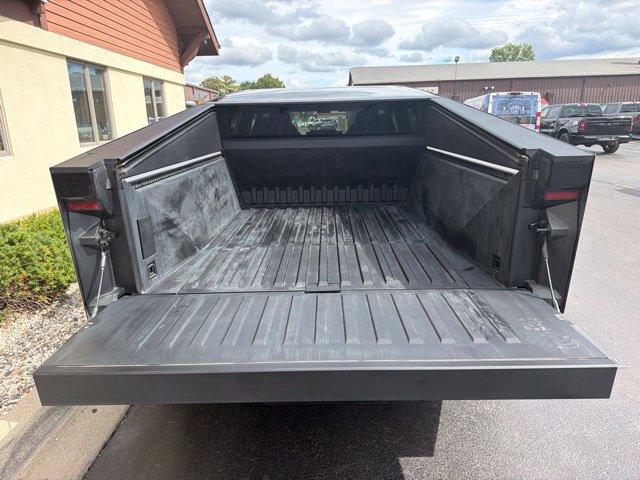 Used 2026 Tesla Cybertruck AWD Crew Cab image 8