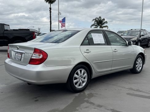 Used 2002 Toyota Camry LE FWD image 4