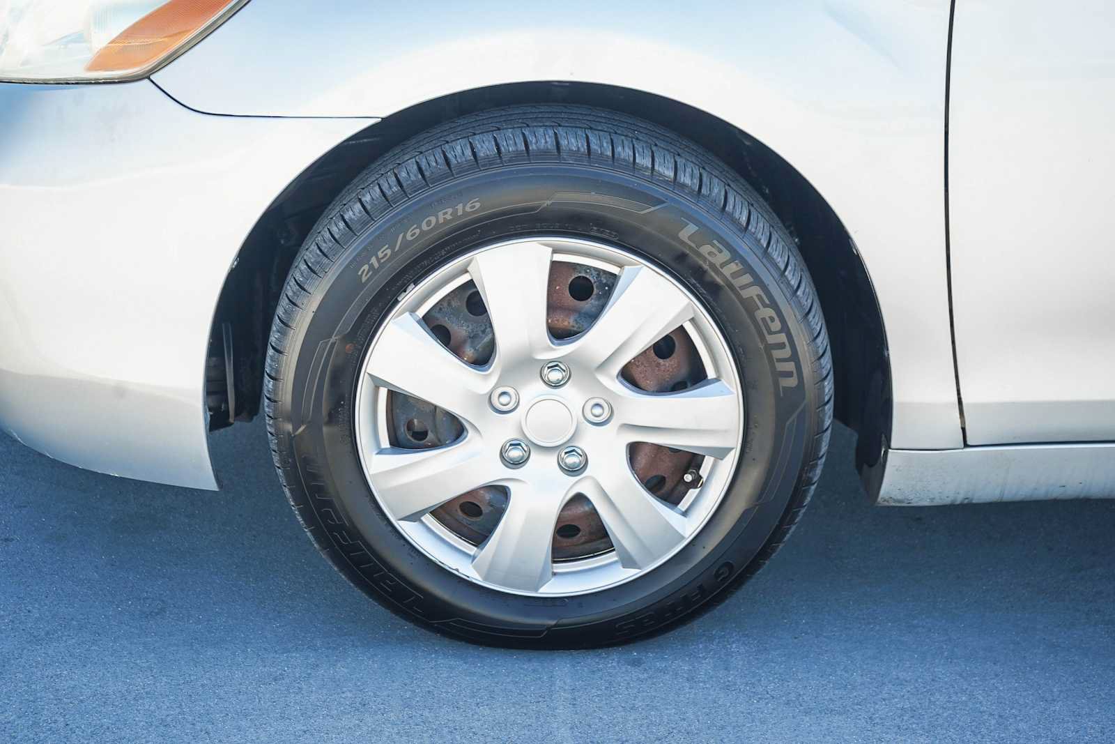 Used 2007 Toyota Camry LE FWD image 11