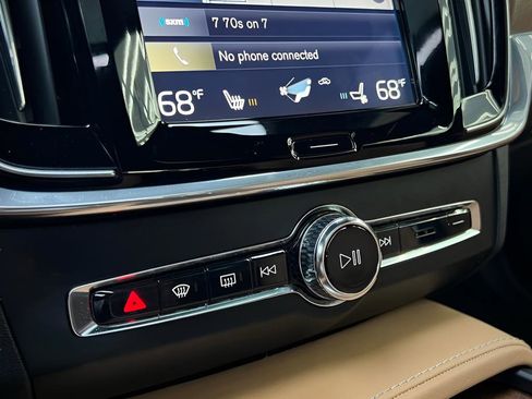 Used 2017 Volvo S90 T5 Inscription w/ Vision Package image 49