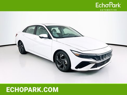 Used 2024 Hyundai Elantra Limited FWD image 1