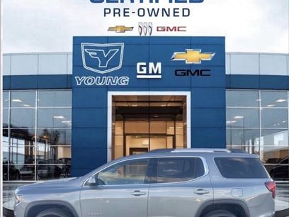 Certified 2023 GMC Acadia SLE w/ Driver Convenience Package