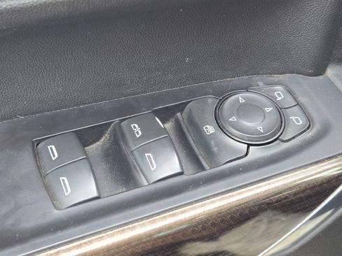 Used 2021 Chevrolet Silverado 1500 LT Trail Boss w/ Convenience Package II AWD/4WD image 28
