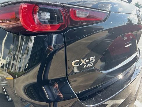 Used 2025 MAZDA CX-5 AWD 2.5 S w/ Select Package image 14