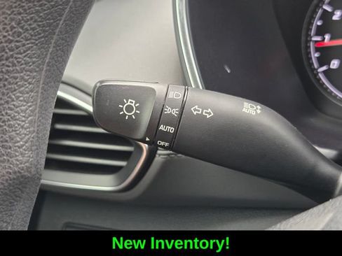 Used 2022 Hyundai Santa Fe SEL FWD image 29
