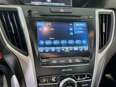 Used 2019 Acura TLX w/ Technology Package FWD image 14