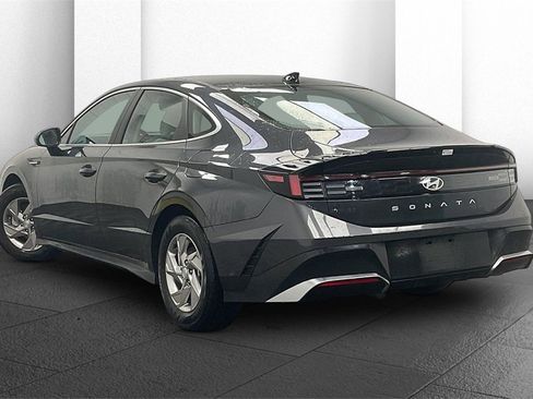 Certified 2025 Hyundai Sonata SE image 8
