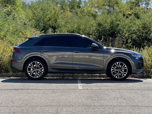 Used 2021 Audi Q8 Premium w/ Black Optic Package image 11