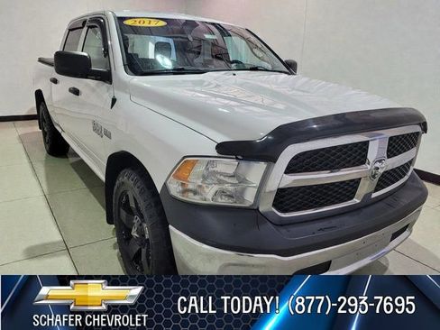 Used 2017 RAM 1500 ST w/ SXT Appearance Group image 7