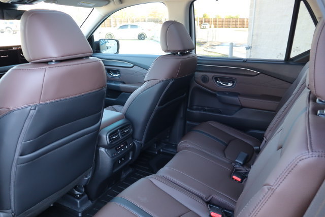 New 2026 Honda Pilot Touring image 10