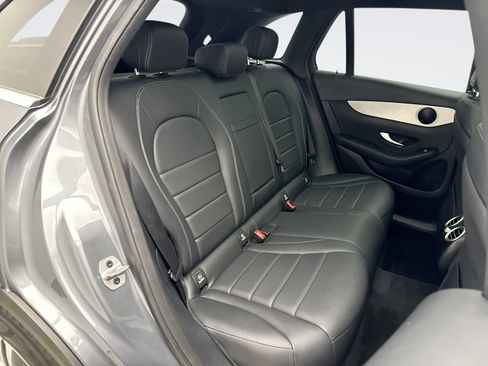 Used 2022 Mercedes-Benz GLC 300 4MATIC image 17