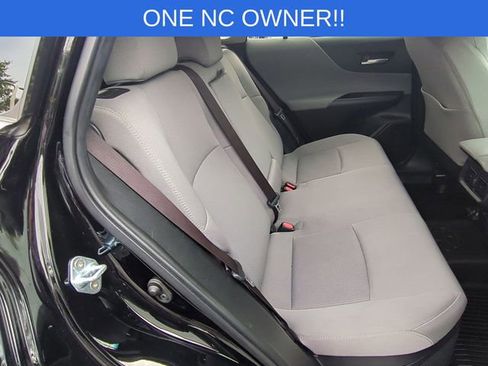 Used 2022 Toyota Venza LE image 35