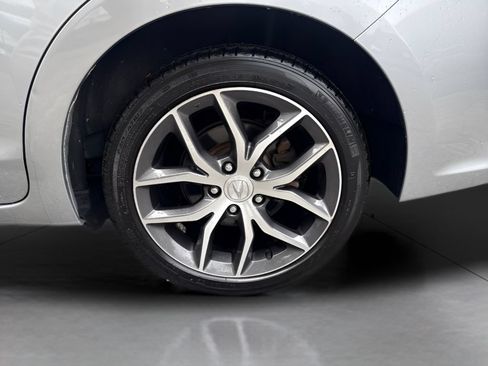 Used 2020 Acura ILX FWD image 7