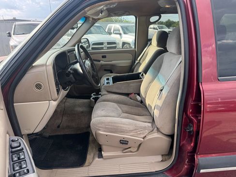 Used 2003 Chevrolet Tahoe LS image 16