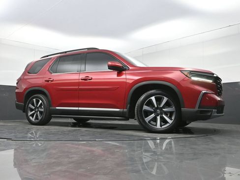 Used 2023 Honda Pilot Elite image 28